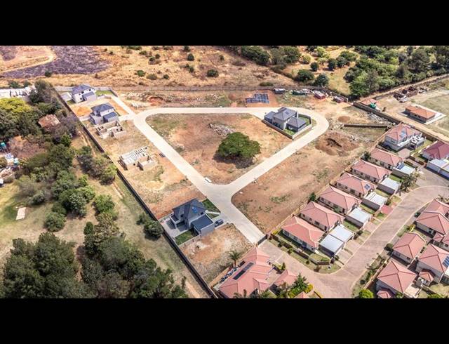 3 BEDROOM CLUSTER FOR SALE IN NORTH RIDING AH